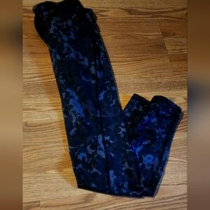 Old navy dry fit leggings